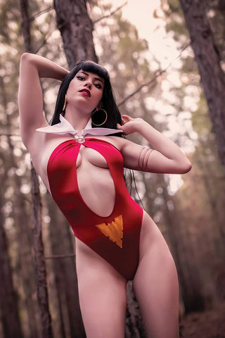 VAMPIRELLA #4 - 1:30 COSPLAY VIRGIN VARIANT